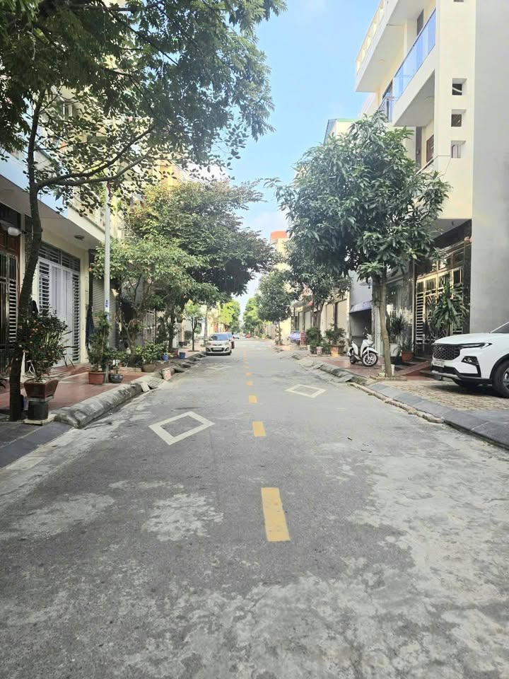 Đất nền Tân Bình, Hải Dương 60m² giá 3 tỷ - Vị trí đẹp, tiện ích đầy đủ!