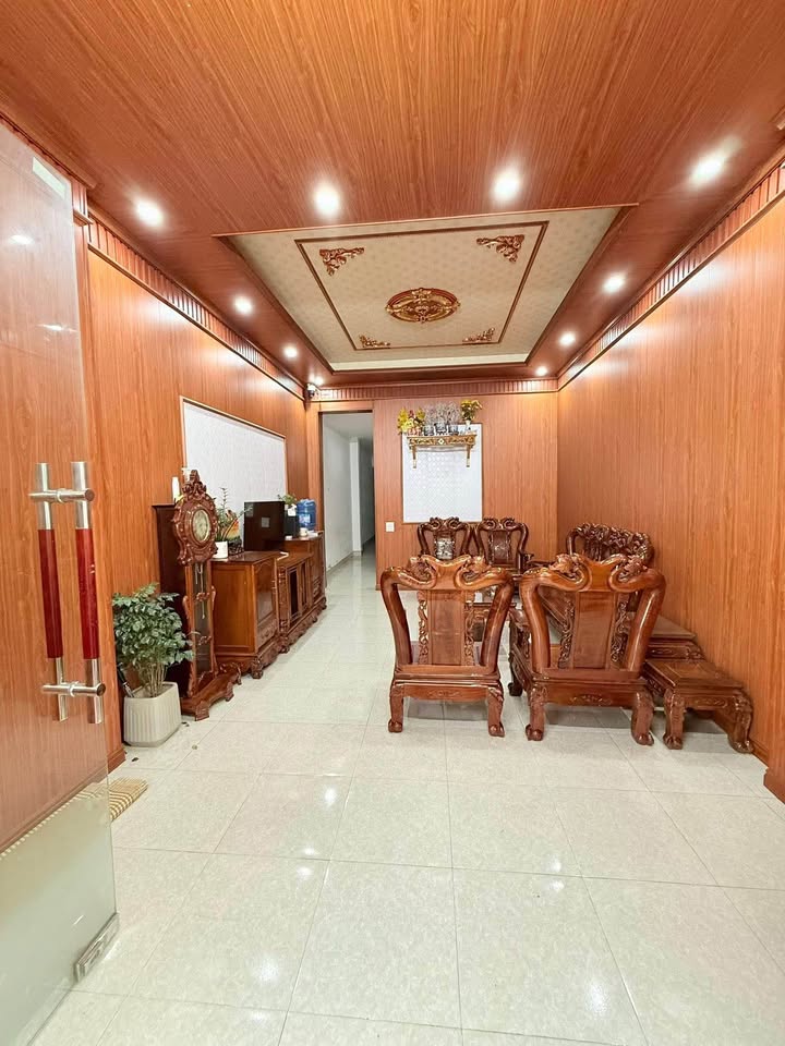 Nhà cấp 4 Trần Phú, Hà Giang 76m² giá 1 tỷ - Chính chủ bán gấp!