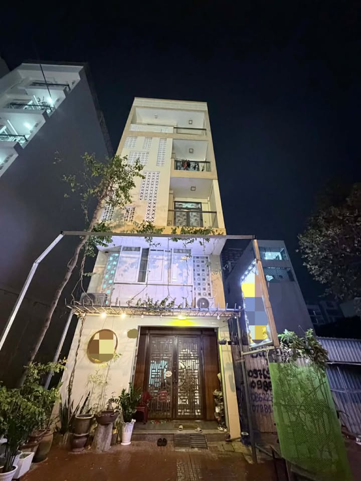 Nhà 5 tầng Nguyễn Thị Định, 85m² giá 13.5 tỷ - Tiềm năng kinh doanh lớn!