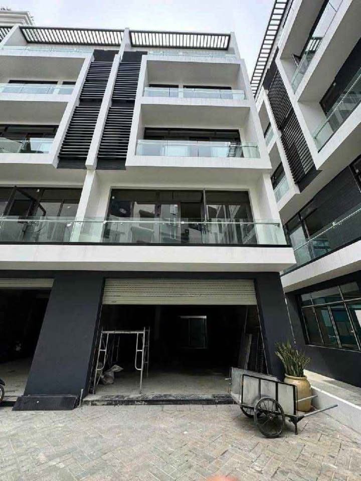 Townhouse 5 tầng Đống Đa 72m² giá 40 tỷ - Đầu tư sinh lời vượt trội!