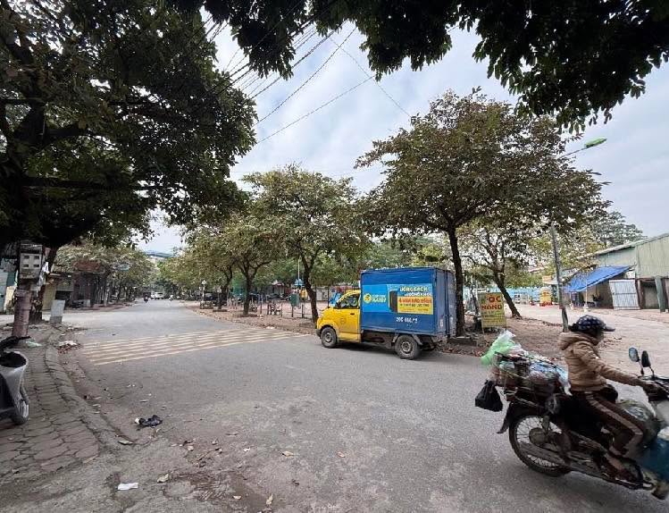 Nhà 4 tầng phố Quỳnh Đô, 40m² giá 6 tỷ - Full nội thất, sẵn sàng ở ngay!