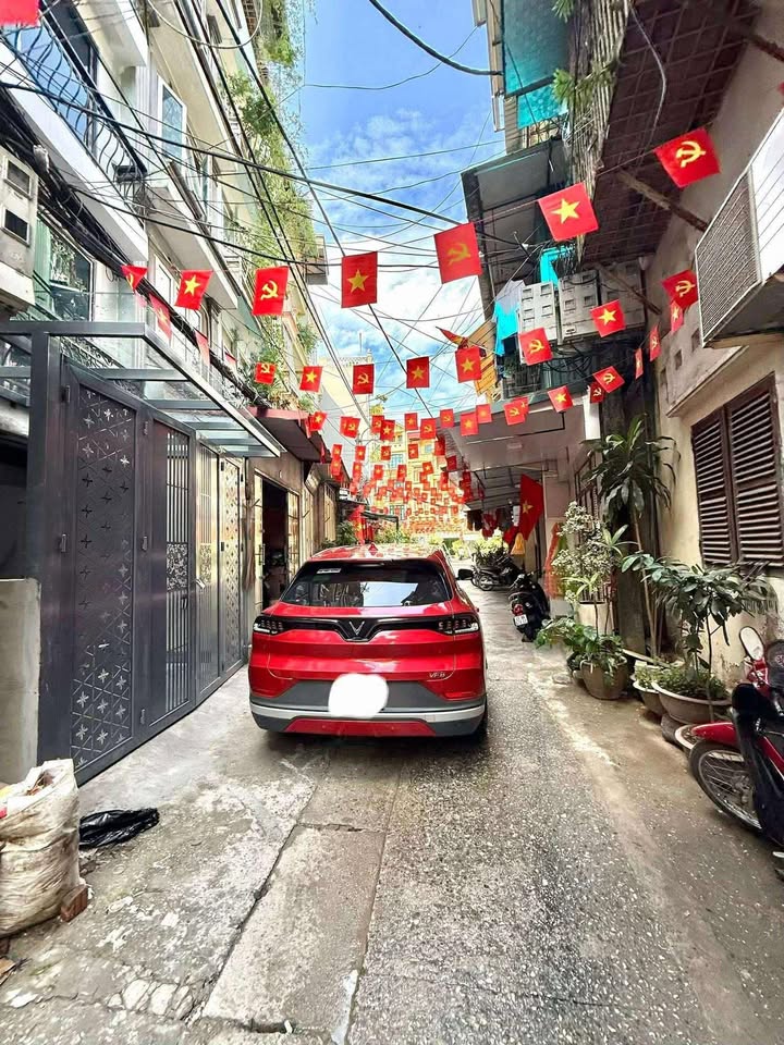 Nhà phố kinh doanh 58m² Hoàng Hoa Thám, Ba Đình - 5 tầng, giá 12 tỷ, ô tô đỗ cửa!