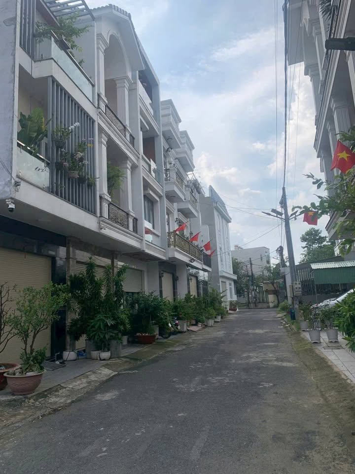 Nhà phố Hiệp Hòa - Biên Hòa 84m² giá 6 tỷ - Thiết kế hiện đại, thanh lịch!