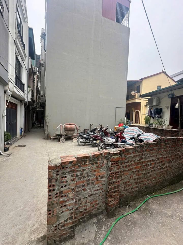 Đất lô góc Yên Nghĩa Hà Đông 43m² giá 5.9 tỷ - Cơ hội đầu tư hấp dẫn!