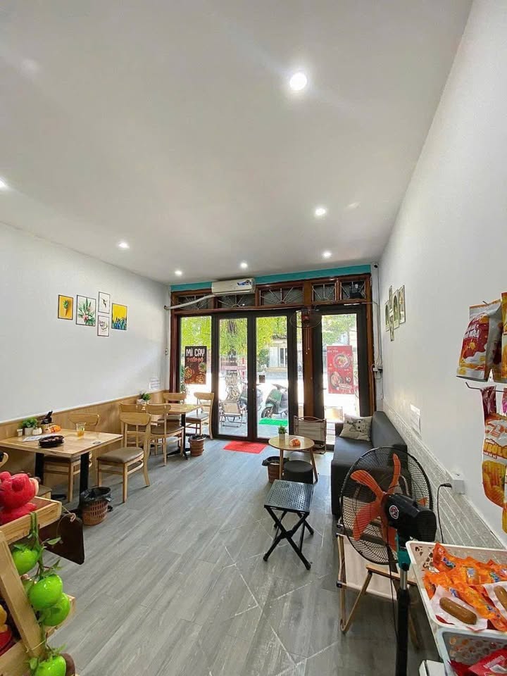 Nhà 2 tầng đường Quy Hoá, Kim Tân 90m² giá 5 tỷ - Vị trí kinh doanh sầm uất!