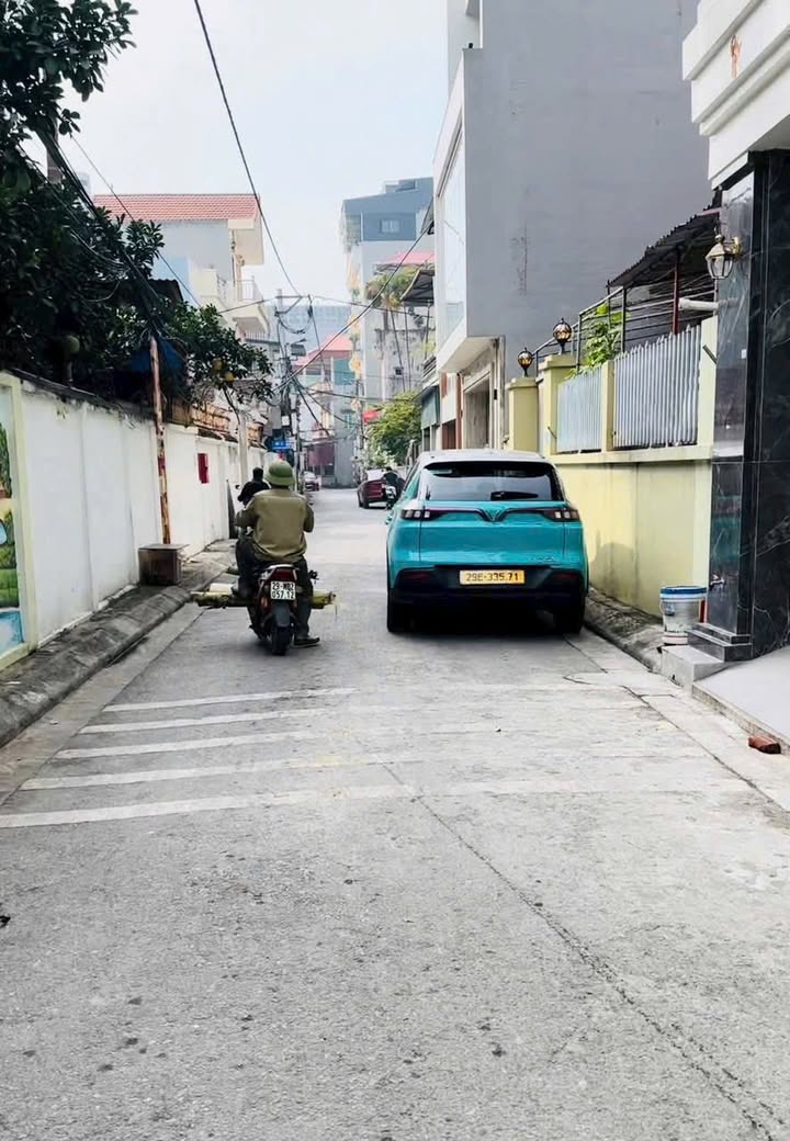 Đất nền Giang Biên Long Biên 74m² giá đầu tư - Cơ hội vàng cho nhà đầu tư!