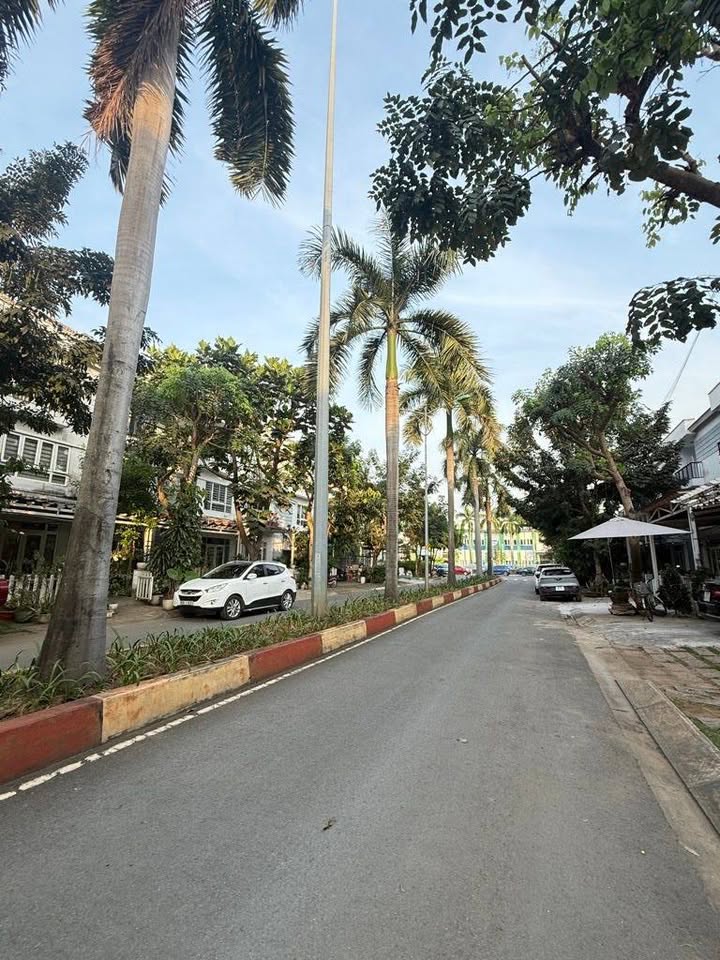 Nhà mặt tiền Bình Trưng Đông Q2 38m² giá 3.9 tỷ - Kinh doanh ngay!