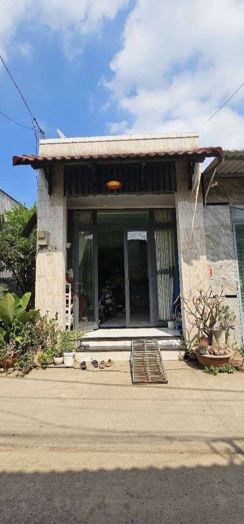 Nhà hẻm Liên Khu 4-5, Bình Hưng Hòa B, 48m² giá 1.8 tỷ - Sổ hồng riêng, xe hơi vào được!