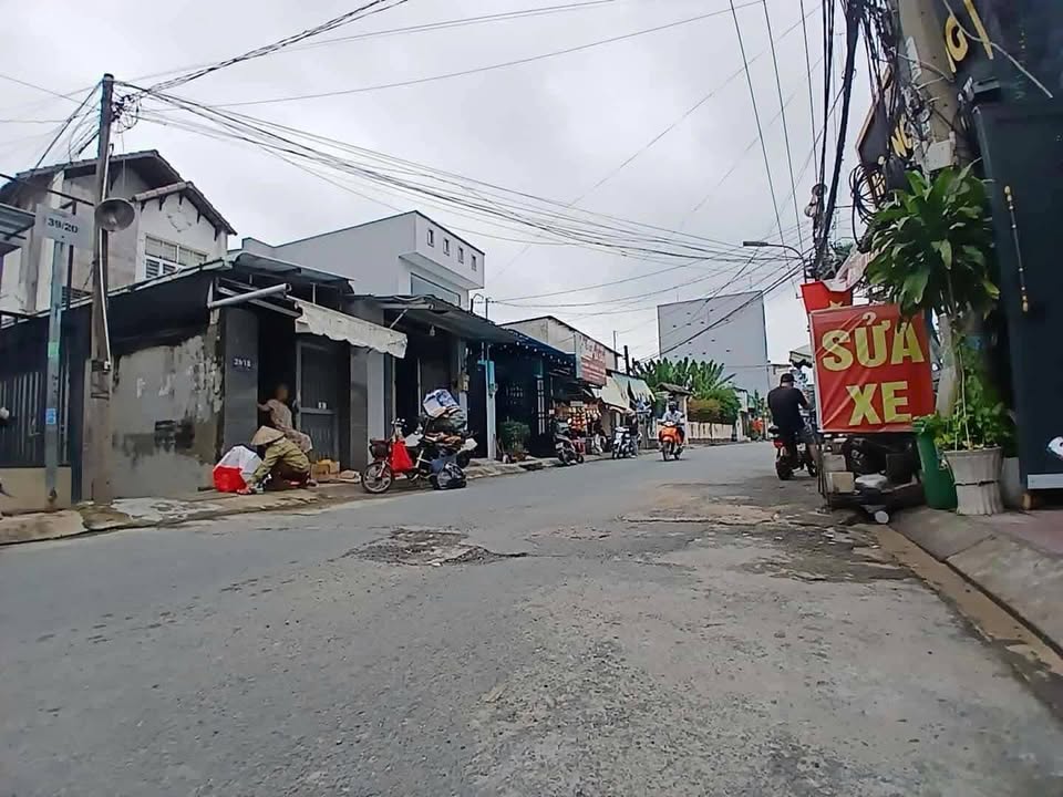 Nhà phố góc 2 mặt tiền đường 102 Tăng Nhơn Phú A 128m² giá chỉ 9 tỷ - Đầu tư sinh lời ngay!