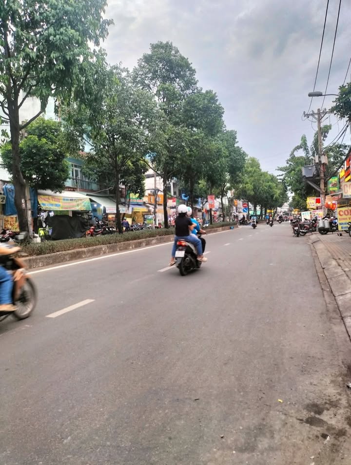 Bán đất lô góc 2 mặt tiền đường Trần Thị Điệu, Phước Long B, 115m² - Giá tốt đầu tư!