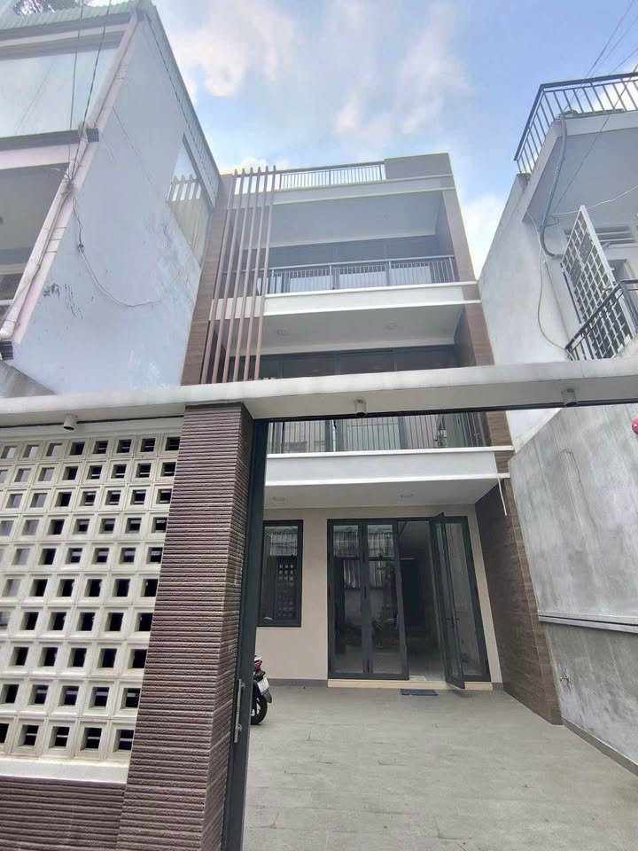 Nhà cho thuê khu VIP K300, P.12, Q. Tân Bình 120m² giá chỉ 30 triệu/tháng - Cơ hội hiếm có!