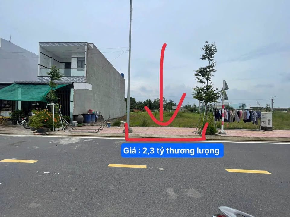 Đất nền Tân Bửu - Bến Lức 100m² giá 2,2 tỷ - Đầu tư lý tưởng!