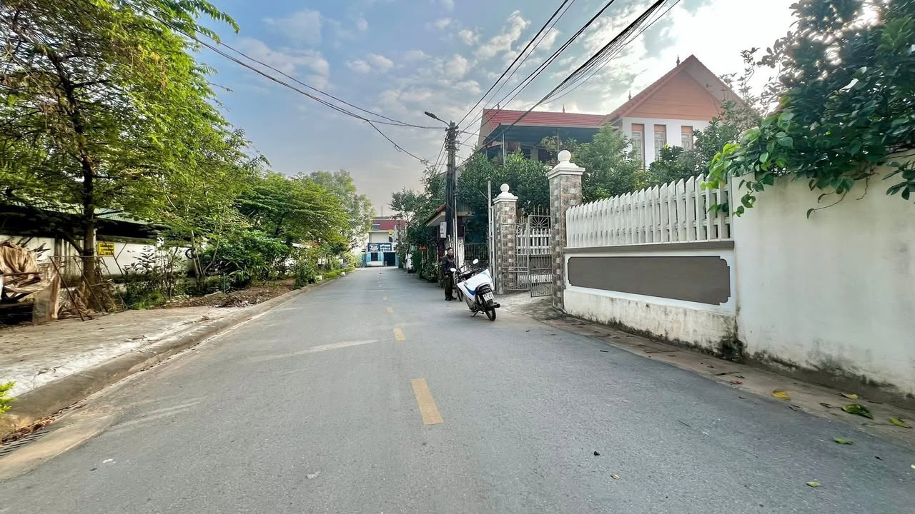 Đất thổ cư 200m² tại Xã Liên Châu, Yên Lạc - Gần trường THPT, giá chỉ 4 tỷ!