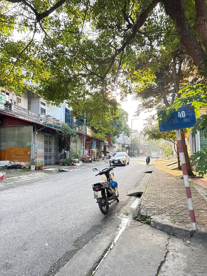 Đất nền Đồi Cam, Thanh Miếu 148m² giá 2.3 tỷ - Đường thông thoáng, ô tô vào tận nơi!