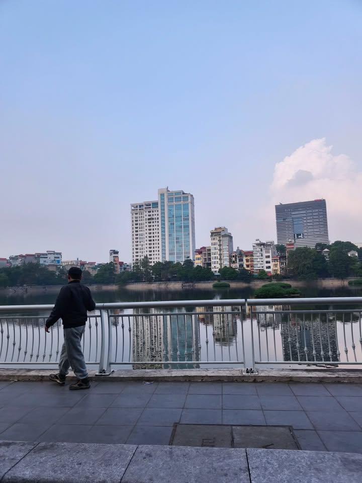 Căn hộ Tập thể Đống Đa 66m² giá 7.5 triệu - Thuận tiện sinh hoạt, thoáng mát!