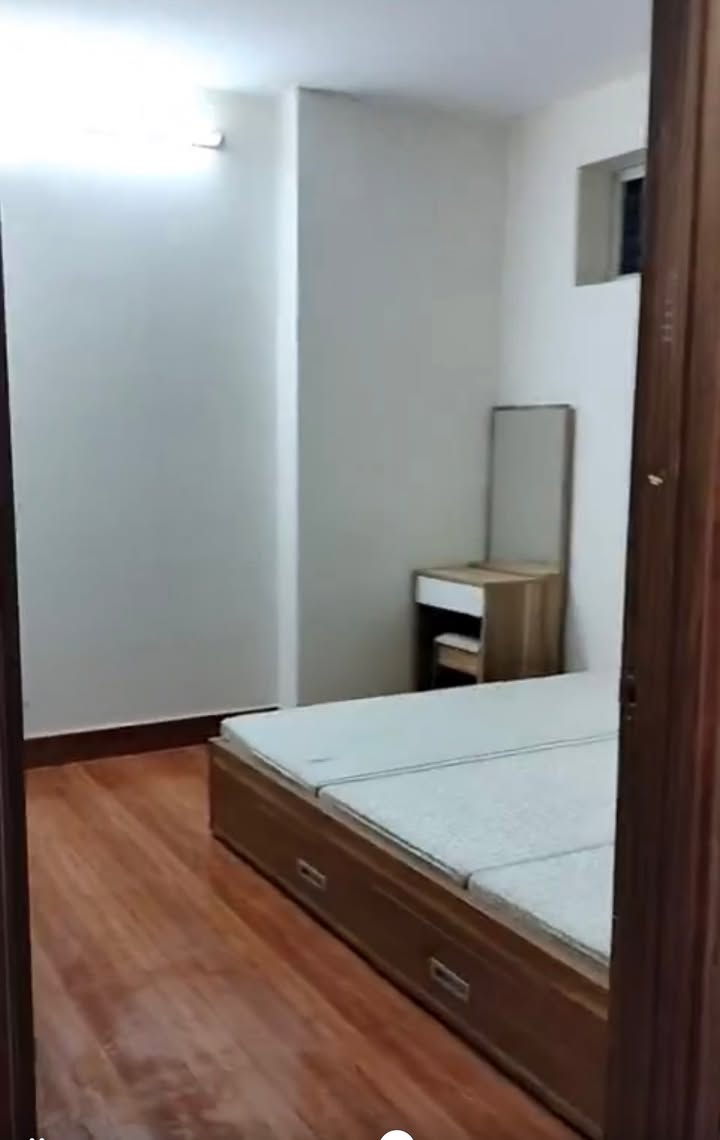 Căn hộ chung cư 536A Minh Khai 75m² - Đủ đồ, view cầu Vĩnh Tuy!