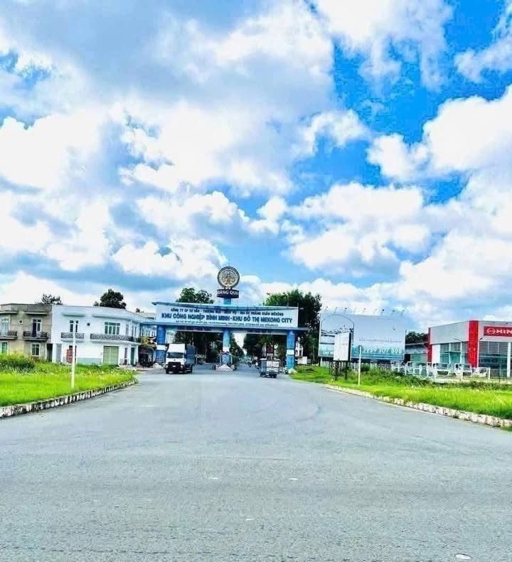 Đất nền mặt tiền đường Du Lịch Mỹ Hòa, Vĩnh Long 235m² giá 1.65 tỷ - Đầu tư sinh lời ngay!