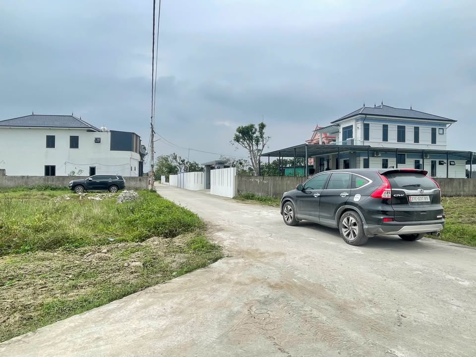 Đất Nghi Phong 120m² giá 2.5 tỷ - Vị trí đẹp, giao thông thuận lợi!