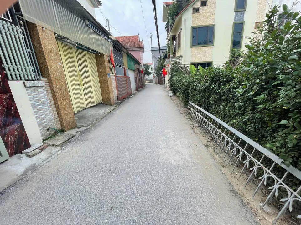 Nhà đẹp đường Lý Thường Kiệt Vinh 107m² giá 5.8 tỷ - Giao thông thuận tiện!