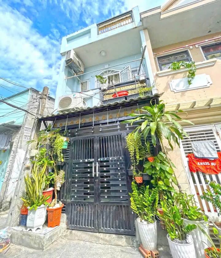Nhà hẻm 666 Huỳnh Tấn Phát, Quận 7 - 27m² giá 3.9 tỷ - Sổ hồng riêng, tiện ở hoặc cho thuê!