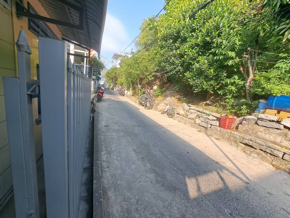 Nhà bán gấp tại Đặc Khu Kiên Hải - 135m² chỉ 1.03 tỷ - Sẵn sàng ở ngay!