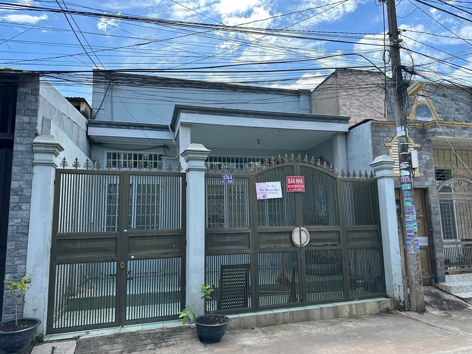 Nhà bán Tân Biên, Biên Hòa 138m² giá 3.49 tỷ - Sổ hồng chính chủ, ô tô đậu trước cửa!