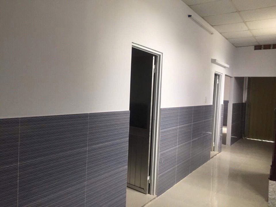 Nhà cấp 4 Tăng Nhơn Phú A 67m² giá 1.85 tỷ - Hẻm xe hơi rộng rãi!