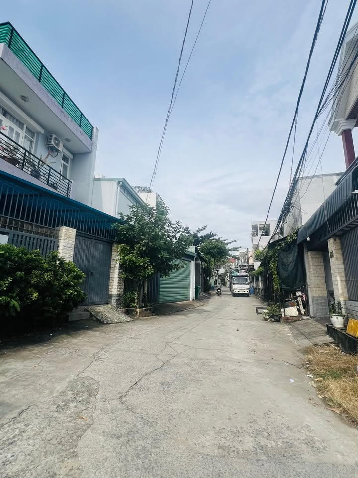 Đất thổ cư Tăng Nhơn Phú B, Quận 9 - 164m² chỉ 11 tỷ - Hẻm xe tải thông thoáng!