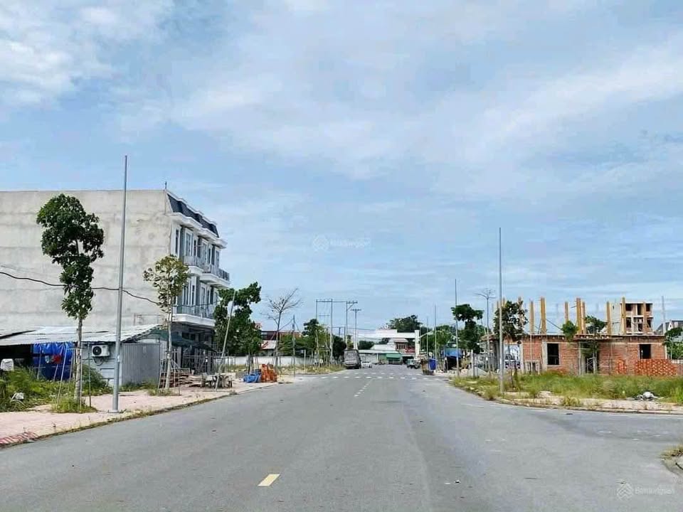 Lô đất chính chủ tại phường Ngô Mây, Kon Tum 169.05m² - Giá ra nhanh!