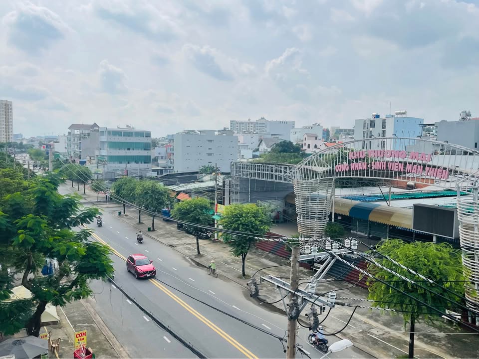 Nhà mặt tiền Man Thiện, Hiệp Phú, Quận 9, 120m² - Không gian thoáng mát, giá chỉ 16.3 tỷ!