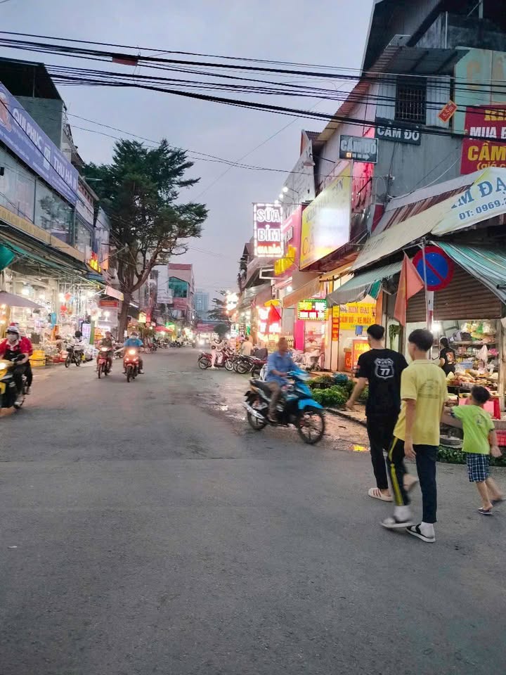 Đất nền 2 mặt tiền Nguyễn Du, Bình Hòa, 187m² giá 8 tỷ - Cơ hội đầu tư sinh lời!