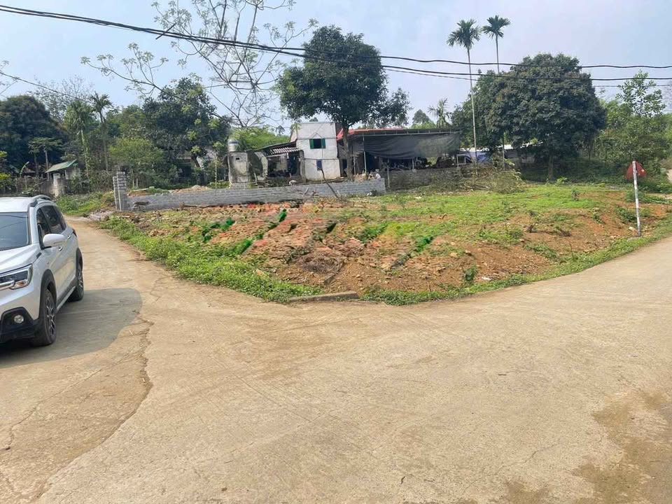 Đất nghỉ dưỡng Cư Yên, Lương Sơn 500m² giá 2 tỷ - Đầu tư sinh lời hiệu quả!