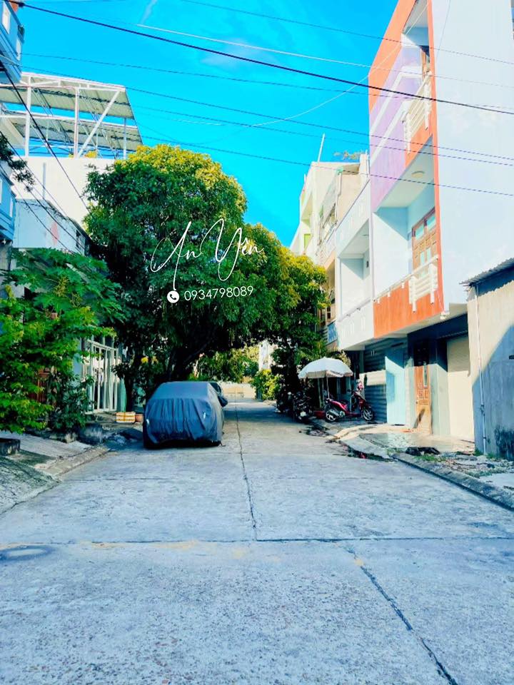 Nhà cấp 4 tại Điện Biên Phủ, Tuy Hoà 98m² giá 4.4 tỷ - Gần biển và nhiều tiện ích!