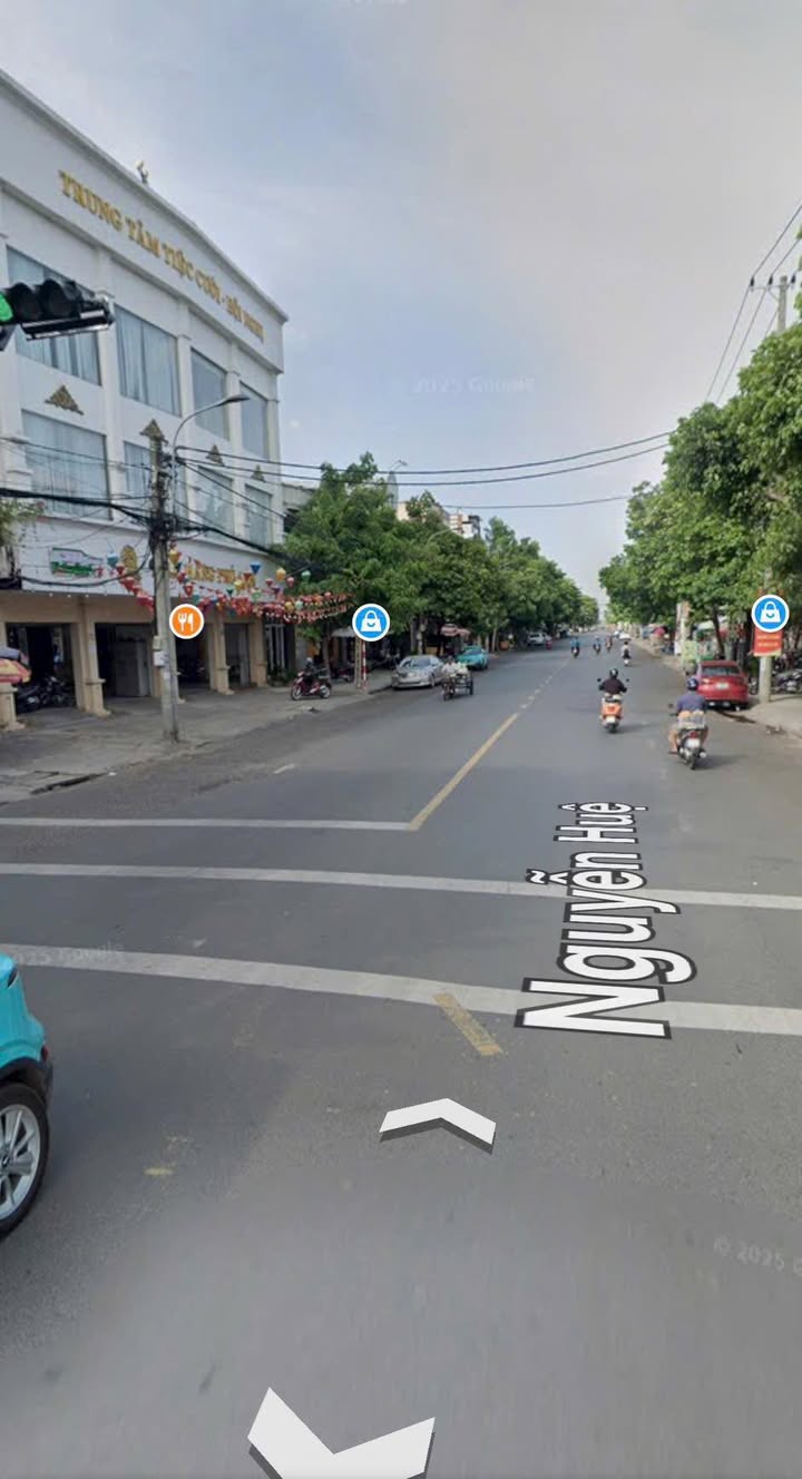 Nhà 3 tầng mặt tiền Nguyễn Huệ, Tuy Hoà 82m² giá 8.2 tỷ - Sổ đỏ chính chủ!