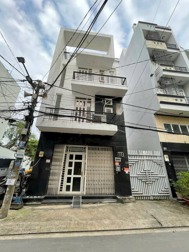 Nhà hẻm 502 Huỳnh Tấn Phát, Quận 7, 160m² giá 13 tỷ - Thích hợp ở hoặc làm văn phòng!