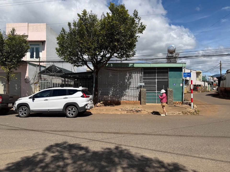 Đất nền mặt tiền Phan Đình Phùng, thị trấn Liên Nghĩa, 350m² giá 3.5 tỷ - Cơ hội đầu tư tuyệt vời!