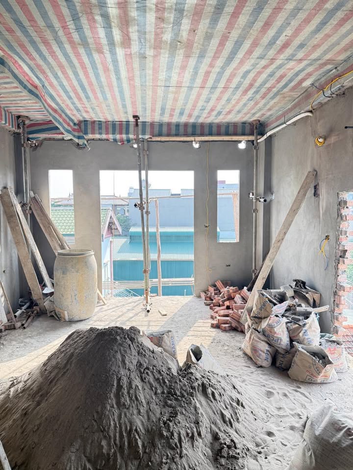 Nhà mới An Khánh 38m² giá thỏa thuận - Ô tô vào tận nhà, thang máy hiện đại!