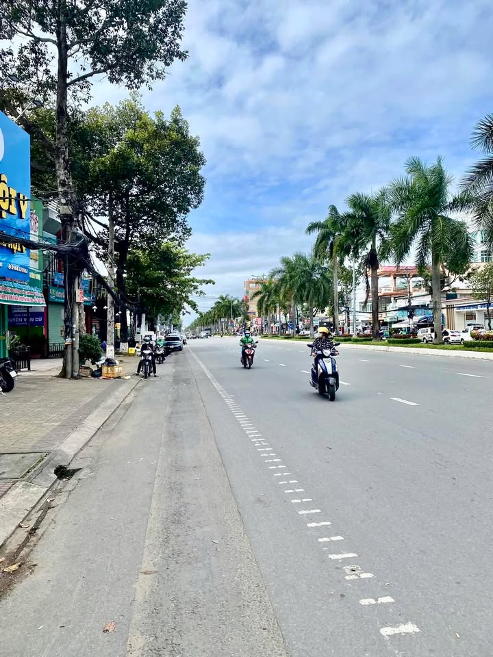 Cho thuê mặt bằng mặt tiền đường 3/2, Cần Thơ 120m² - Vị trí kinh doanh sầm uất!