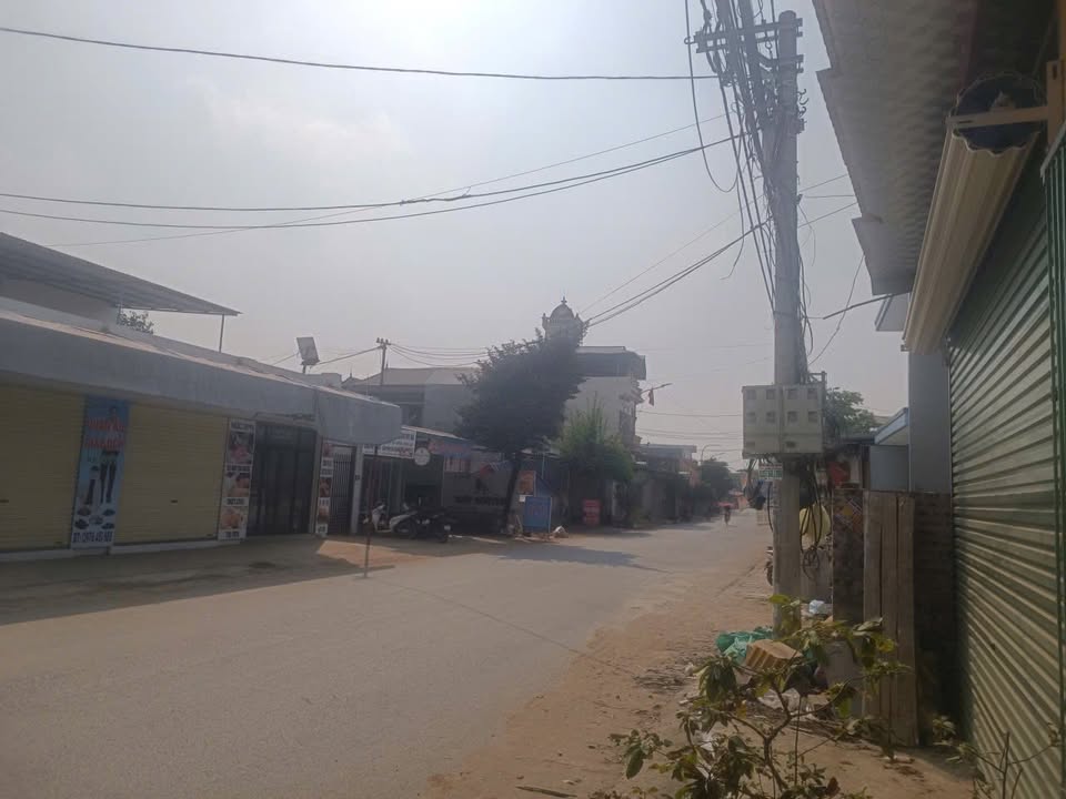 Đất thổ cư 213m² tại đường 418, Sơn Tây - Sẵn nhà 2 tầng, giá 12.78 tỷ!