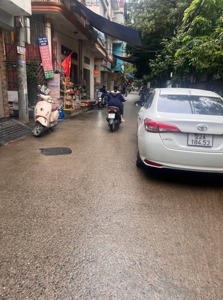 Đất nền Đông Ngạc, Bắc Từ Liêm 34m² giá 5 tỷ - Tiềm năng phát triển vượt bậc!