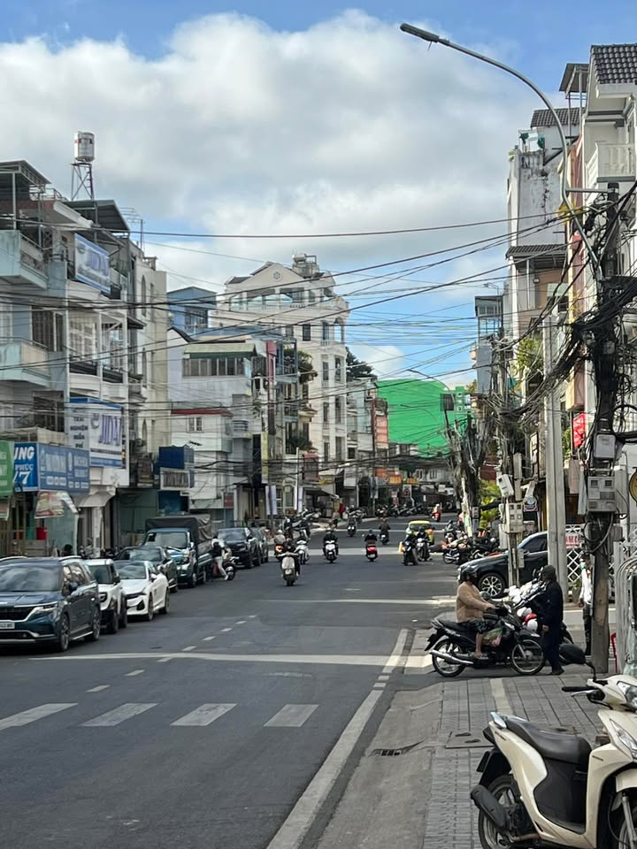 Cho thuê mặt bằng kinh doanh Đà Lạt 50m² giá 20 triệu - Không nấu ăn, sạch sẽ!