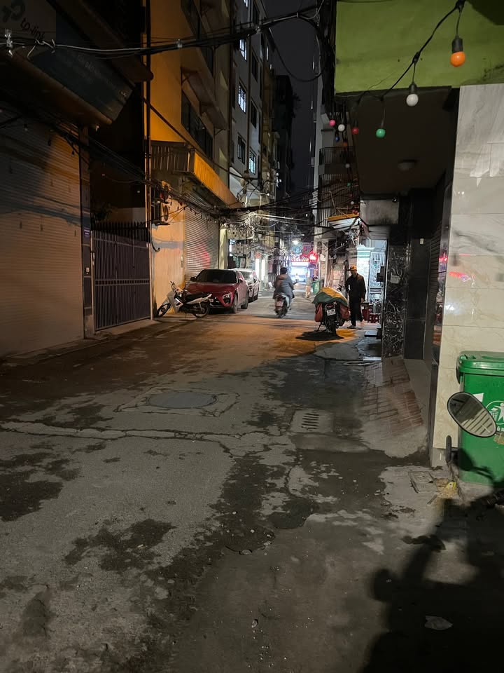 Nhà phố Phú Đô, Nam Từ Liêm 45m² giá 13.6 tỷ - Kinh doanh sầm uất, ô tô đỗ cửa!