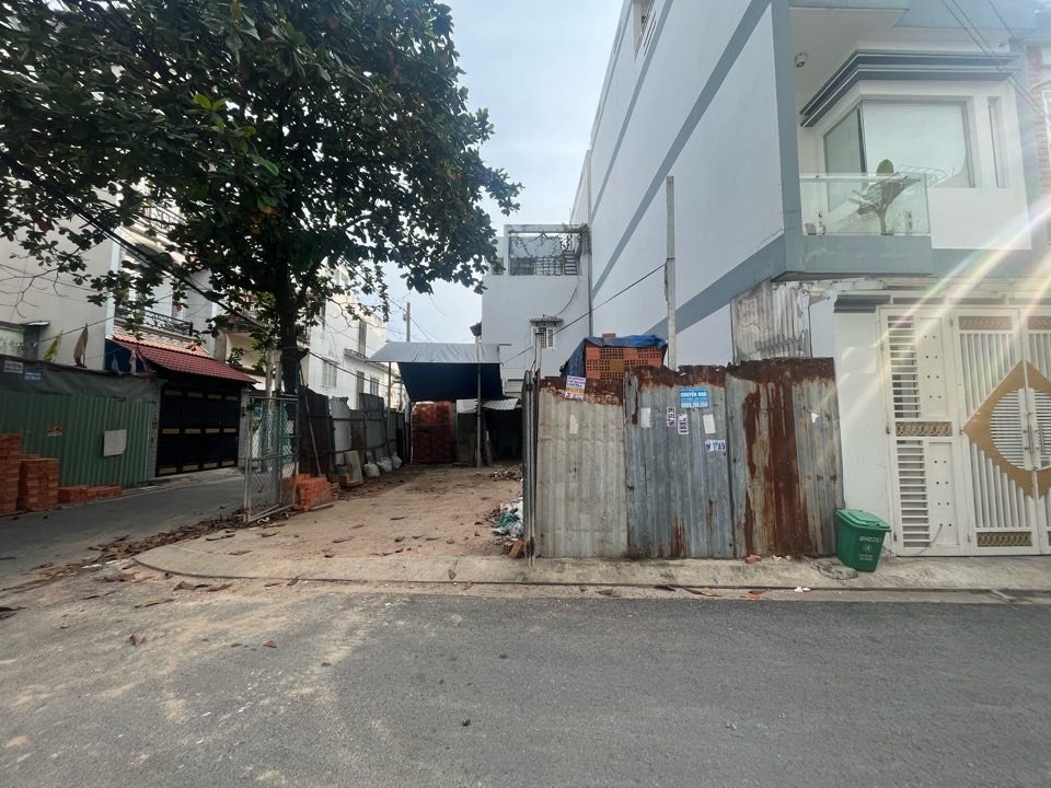 Bán đất góc 2 mặt tiền Hương Lộ 2, 110m² giá 9 tỷ - Đầu tư sinh lời tốt!