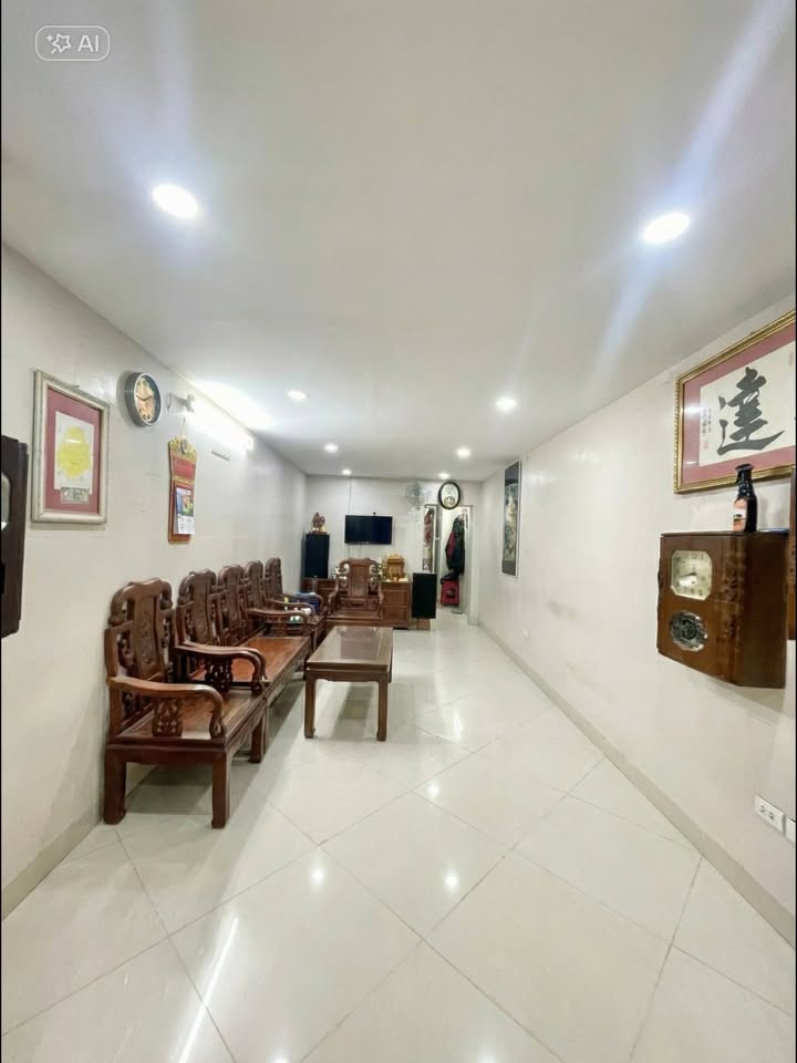 Nhà 4 tầng Hoàng Đạo Thành 45m² - Ô tô đỗ gần, tiện ích đầy đủ!