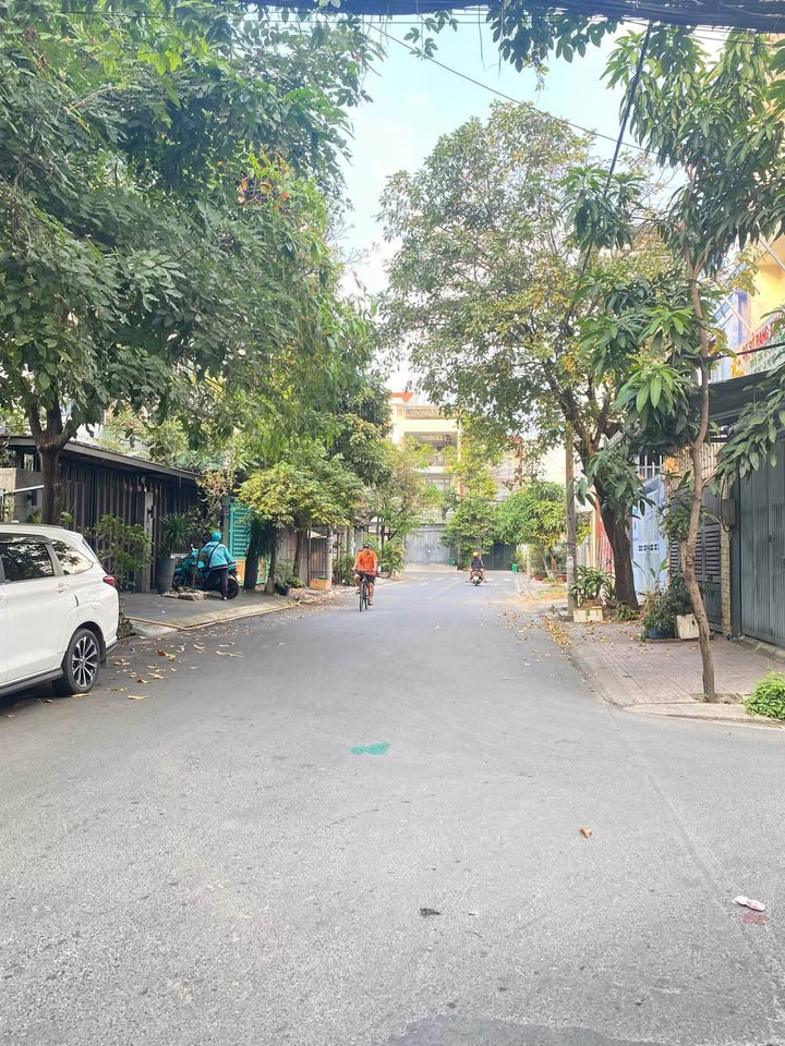 Nhà bán Hiệp Bình Phước 75m² giá 8 tỷ - Đầu tư sinh lời 15 triệu/tháng!