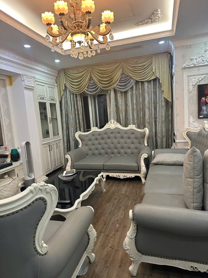 Căn hộ Royal City 4 phòng ngủ đường Nguyễn Trãi 40 triệu - Nội thất sang trọng