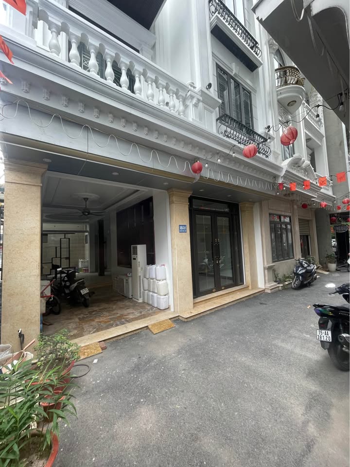 Nhà phố Thiên Lôi, Lê Chân 86.5m² giá 6.8 tỷ - Ô tô đỗ cửa, sổ đỏ chính chủ!