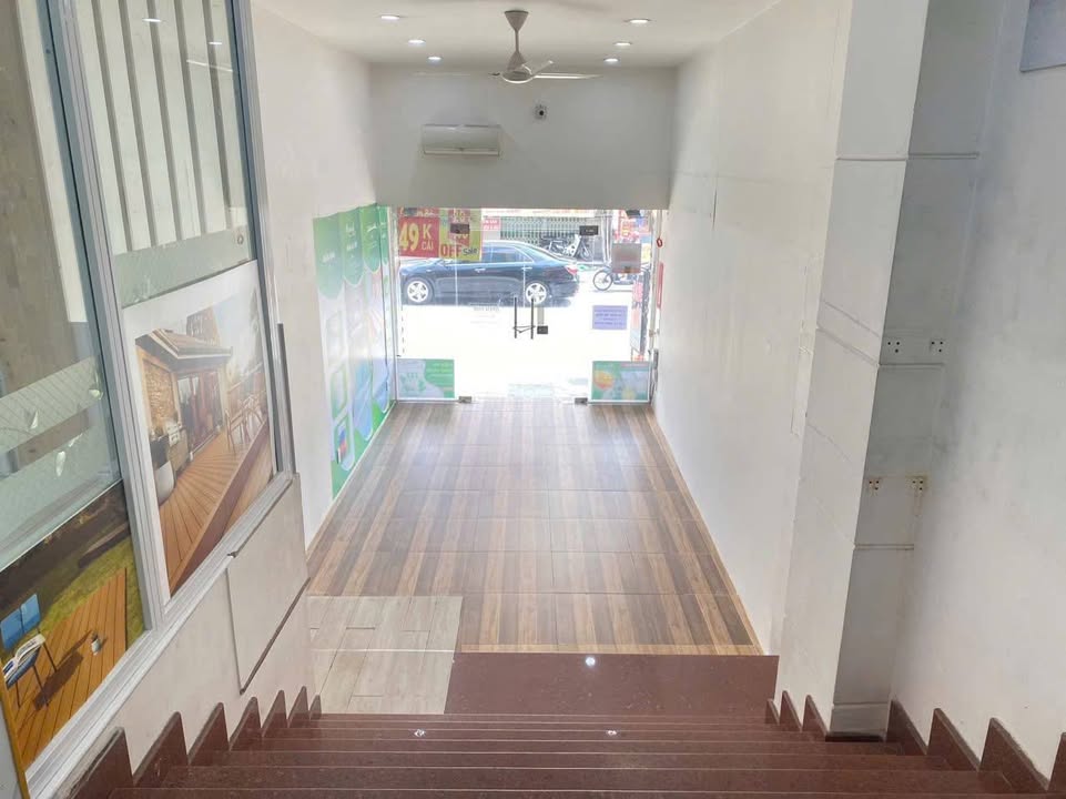 Cho thuê mặt bằng Đường Đỗ Xuân Hợp, Thủ Đức 80m² giá 20 triệu - Vị trí đẹp, dễ nhận diện thương hiệu!