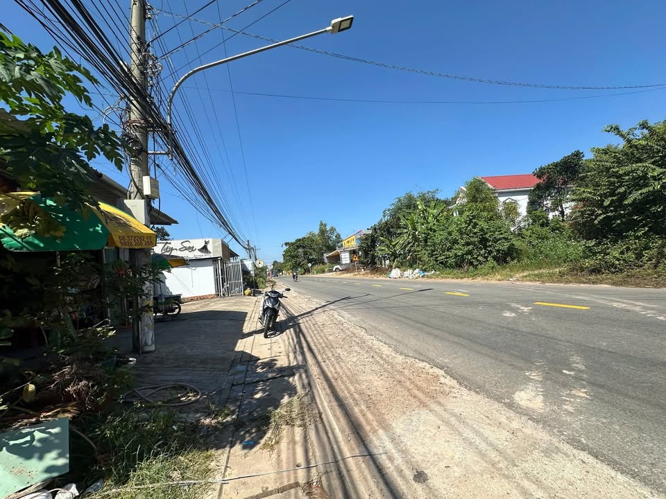 Đất mặt tiền đường ĐT750, xã Trừ Văn Thố, 368.7m² - Vị trí đắc địa, kinh doanh thuận lợi!