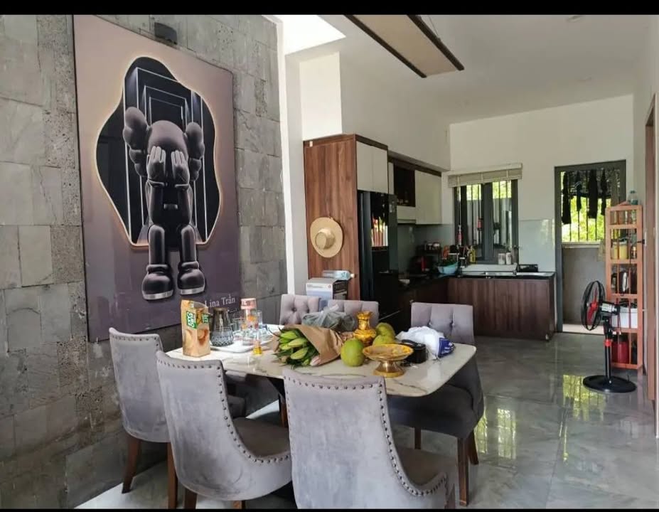 Nhà mặt tiền Nguyễn Minh Vỹ, P Vỹ Dạ, TP Huế 107m² giá 5 tỷ - Thiết kế hiện đại, view kênh thoáng mát!